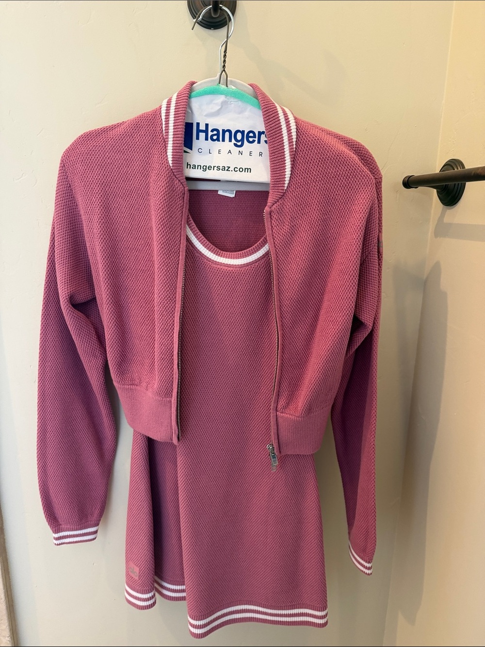 Alo yoga , Women’s Pink Knit Two-Piece Sweater Set - Casual Bomber & Dress, nwot